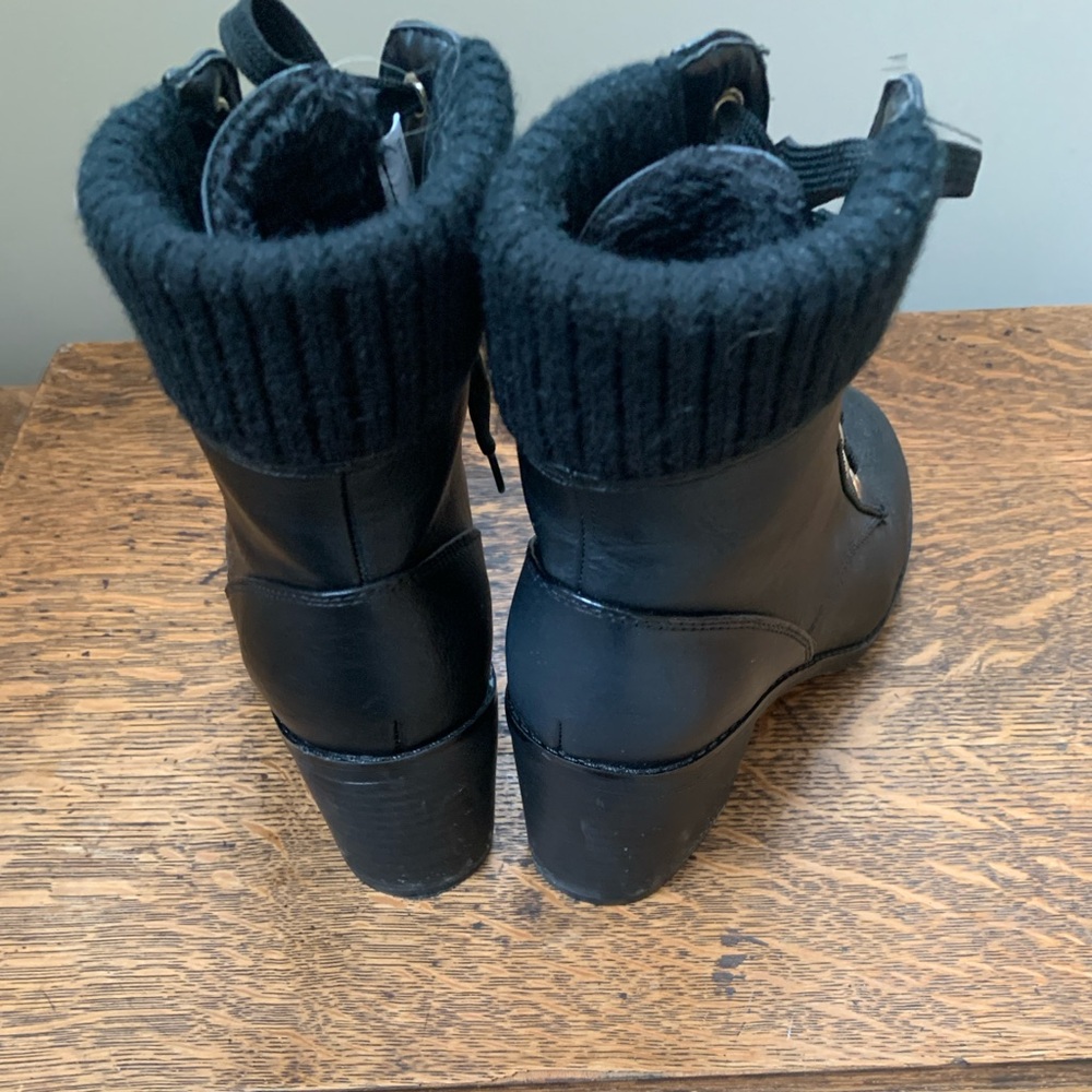 Call it Spring Boots - Picture 2 of 5